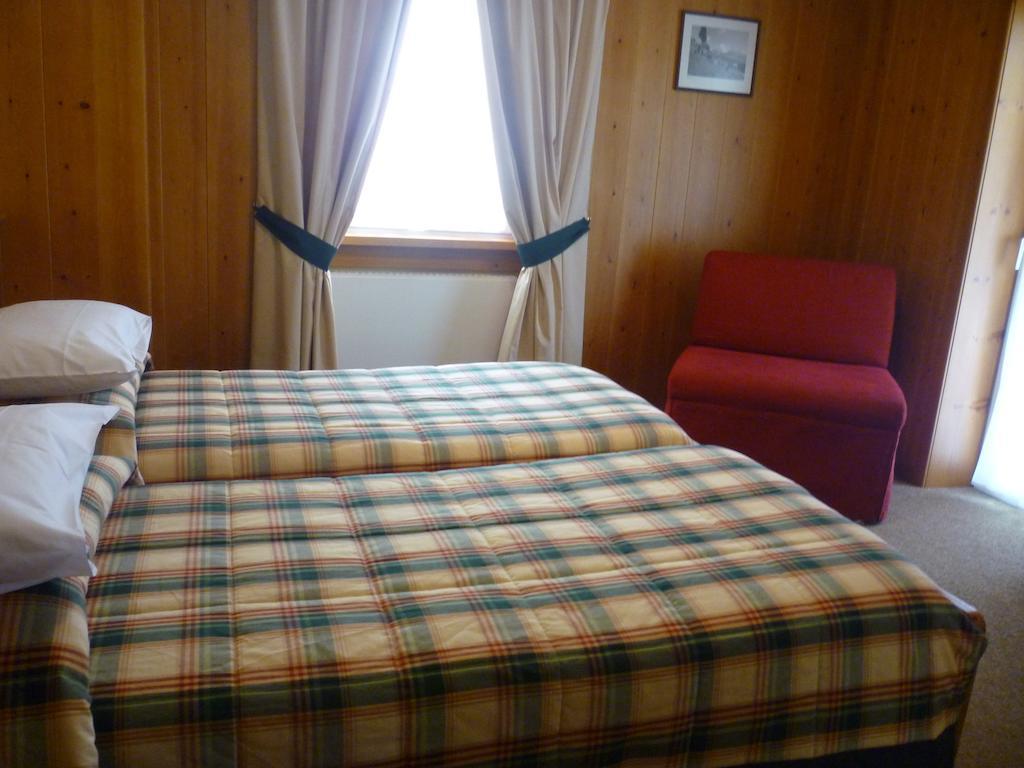 Hotel I Rododendri فالفورفا المظهر الخارجي الصورة